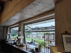 -三勾JJJ Burger&Coffee(梅溪湖店)