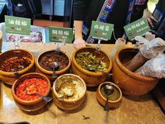 -云阿蛮云南生烫牛肉米线(奉贤路店)