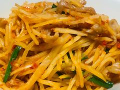 榨广椒肥肠土豆丝-楚山晓·楚湘菜(江夏永旺店)