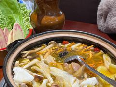 -菌之家·专业纯野生菌火锅·特色炒菌