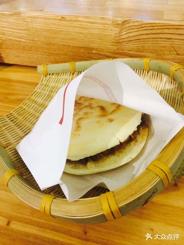 西北馍王(高铁圆融店)肉夹馍图片 - 第3张