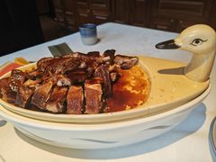 -八府香鸭·啫啫煲(华山路店)