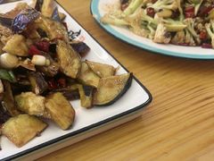 -百味地锅鸡(铜山路店)