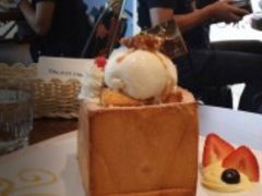 -Dazzling Cafe 蜜糖吐司专卖店
