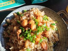 -曼听小寨海鲜烧烤·大连辣炒大王(盖州街店)