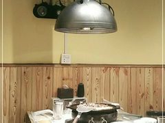 -燚店·铁板鱼蛙·烤肉·烤串(北新桥店)