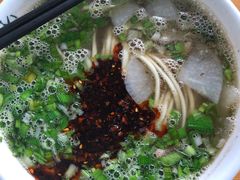 -马德元纯汤牛肉面(太奥广场店)