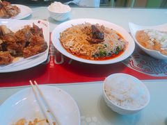 -吴记酱骨炖菜馆(西大直街店)