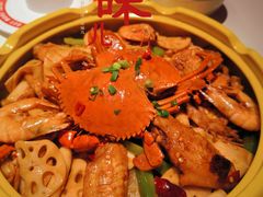 -多嘴肉蟹煲(万达店)