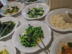 -百荷园蔬食自助餐厅(德辉广场店)