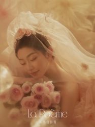 -乐派诗婚纱摄影
