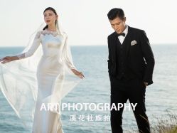 -纪梵希旅拍婚纱摄影(大连总店)