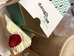 -Dough&Joe团憩(瑞虹天地月亮湾店)