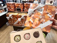 -Laderach 莱德拉(上海环贸iapm店)