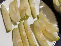 库尔勒香梨-伊带伊路新疆美食府(呼家楼店)