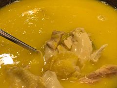 -鲜入围煮花胶鸡海鲜火锅