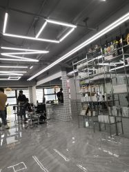 -宫铭烫发染发接发店