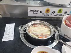 -咕叽咕叽自助烤肉小火锅(茂业清扬店)