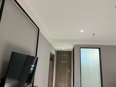 -柏曼酒店(广州长隆旅游度假区汉溪长隆地铁站店)