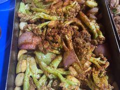 -老东镇啤酒屋海鲜加工·蒸汽海鲜·海鲜烧烤(台东店)