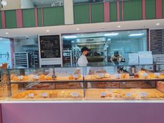 面包甜点陈列柜-tuan woodfire kitchen(锦绣坊店)
