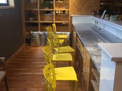 -新华里咖啡书吧(新华书店小寨店)