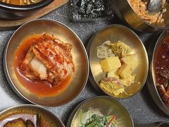 -草家酱蟹炭火烤肉店(珲春南路二店)