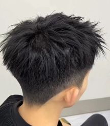 -苏豪美发S A L O N烫发染发