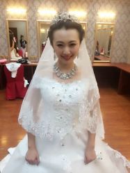 -贺贺新娘造型婚纱店