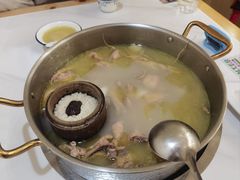 -朴小妹人参鸡汤火锅(长白山万达店)