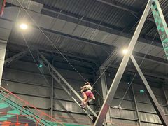 -极限PLAY运动娱乐新世界·团建派对潮玩休闲馆·室内蹦极高空游乐园