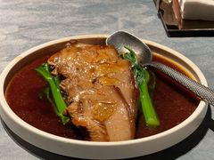 咸蛋黄红烧肉-肴约·花园式餐厅(湖里店)