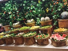 -雍和会海鲜姿造自助(湖东路店)