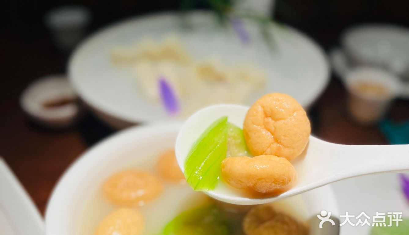 福州正宗闽菜单福楼，就在安泰河边