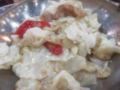 干锅手撕包菜-泓泽虾乡(南汇店)