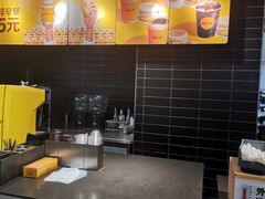 -麦当劳(中山公园龙之梦店)