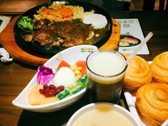 -豪享来中西餐厅(花果园店)