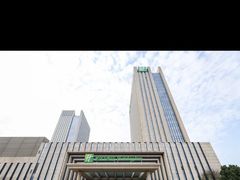 -苏州汇融广场假日酒店