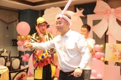 -孩提·儿童生日派对策划节目·宝宝宴周岁宴布置·小丑表演(亦庄店)