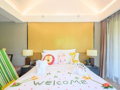 -三亚湾海居铂尔曼度假酒店