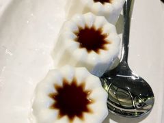 椰汁冻冻糕-星怡会·新加坡新美食(苏州中心店)