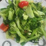 老家的腊肉立大功了。宅在家里两个月左右，五口之家