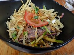 牛肉拉面馓子涼拌-胡同彭家老铺 新疆拉面