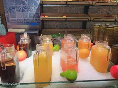 -领鲜活海鲜榴莲自助火锅(东门店)