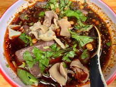 -朱大嘴肥肠血旺(福字街店)