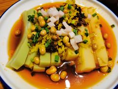 -野山舂·贵州现舂酸汤火锅(鸿通城店)