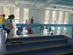 -乐悠游亲子游泳俱乐部