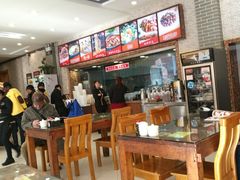 大堂-晋一碗刀削面·特色家常菜(云岗店)