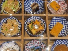 -阿瓦山寨·湘菜现炒·剁椒鱼头王(咸阳总店)