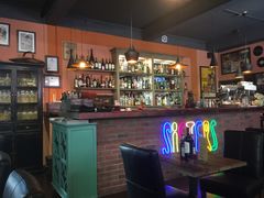 -SISTERS BAR RESTAURANT川意酒馆(嘉善老市H楼店)